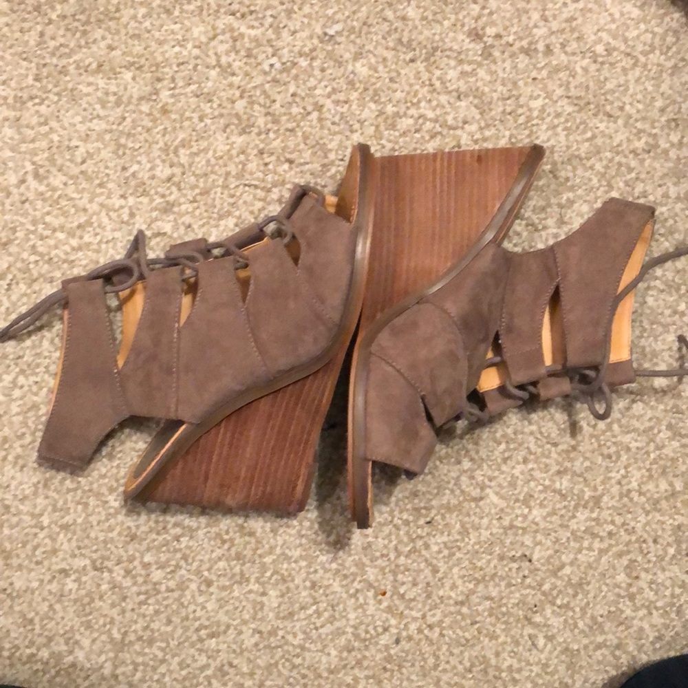 Melrose and Market lace up booties